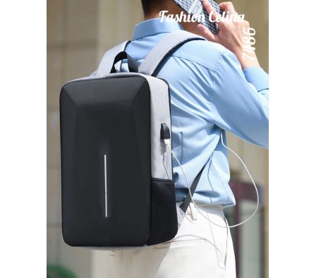 MOCHILA ANTIRROBO CON USB C7486